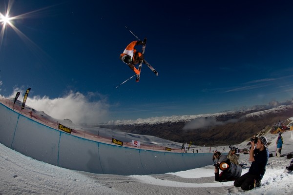 Jossi Wells, Winner of the 2009 Volkl NZ Freeski Open 2009 Halfpipe