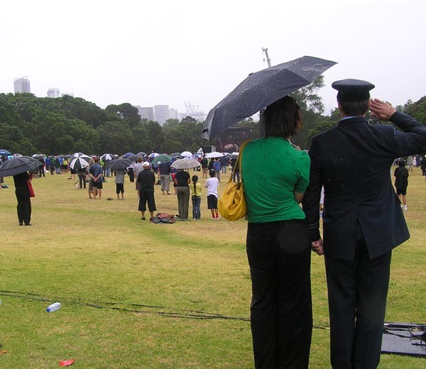 Hundreds gather to watch Sir Edmund Hillary's funeral from the Auckland Domain.