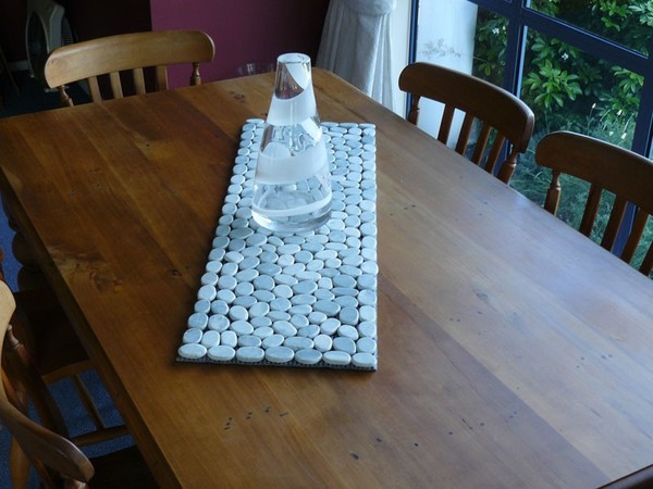 Pebble Mat Table Runner