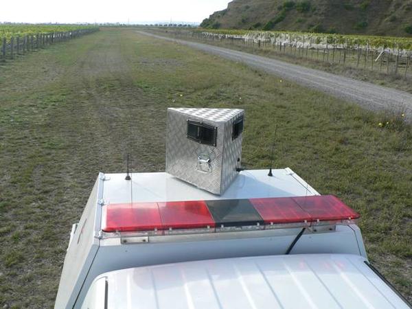 A new vehicle mounted emergency warning system