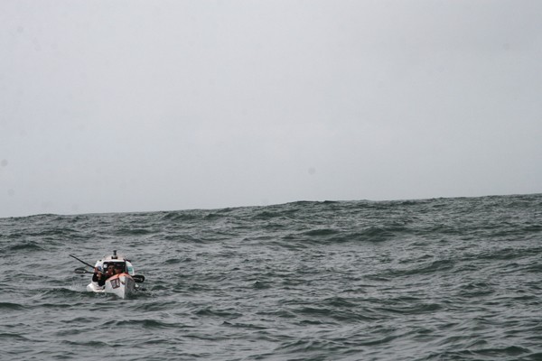 Justin Jones and James Castrission attempt to be the first group to paddle from Austrailia to New Zealand by kayak