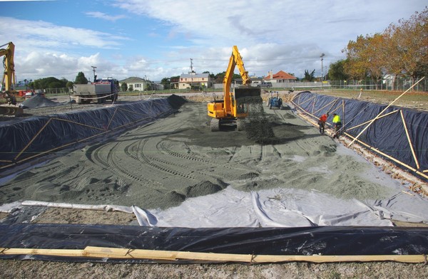 Dargaville�s 50 metre pool build in progress