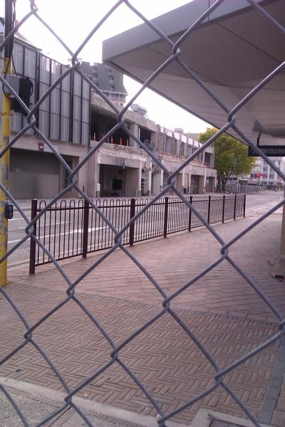 Down Cashel St from Colombo St  - locked off and empty