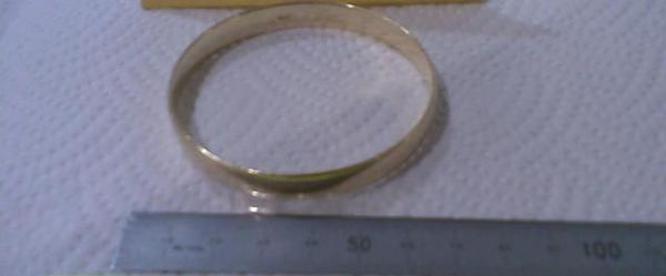 Gold bangle