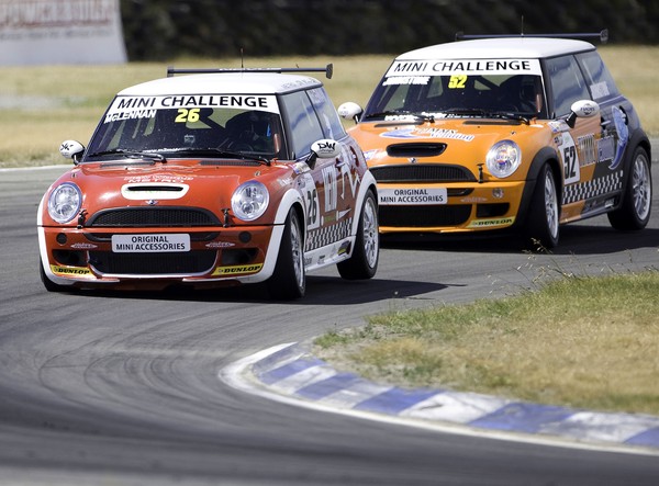 Simon McLennan at Powerbuilt International Raceway