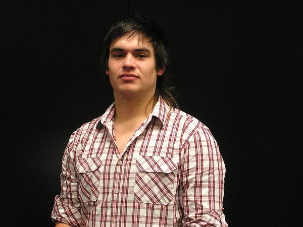Teone Kahu has been selected to act and train at the Globe Theatre