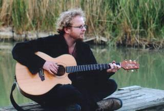 Renowned musician Tim Ambler to perform at Fiji's Crusoe's Retreat.