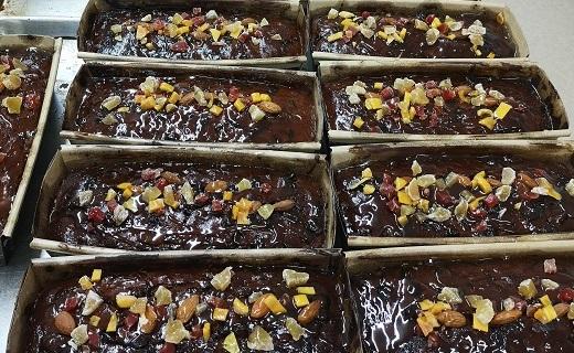 Toi Ohomai's Culinary Arts (Level 4) students baking a batch of goodwill for the Taup&#333; community.  