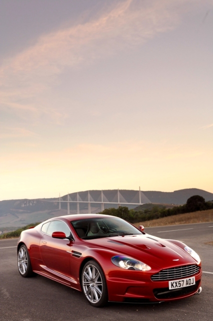 Aston Martin DBS arrives in New Zealand