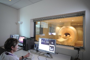 Ascot Radiology - Breast MRI and Dynacad Work Station