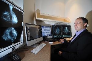 Ascot Radiology - David Rodgers in Dynacad Work Station