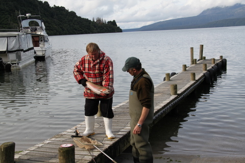 Veteran Tarawera fly fisher 'Bugs' 