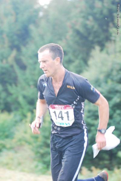 Chris running in his successful Middle distance qualification race on Sunday.