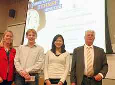 Three Minute Thesis Albany winners Juergen Kolb and Jean Ne Cheong with judges (left) Ngaio Merrick and (right) Professor Emeritus Ian Watson.