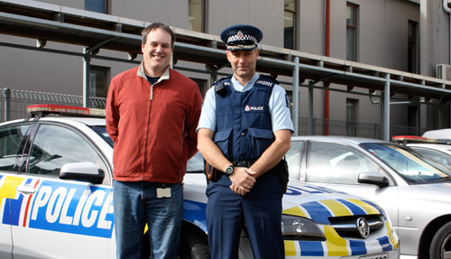 Hutt City Council safe city officer Adrian Peoples (pictured left) talked to relieving Lower Hutt area commander Mike Hill (right) for the inside word on our city.