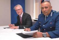 Massey University Vice Chancellor Steve Maharey and Deputy Police Commissioner Viv Rickard at today's Memorandum of Understanding signing. 